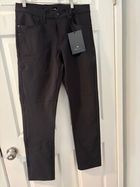 Mission Workshop Signal - Black - 32 - NWT